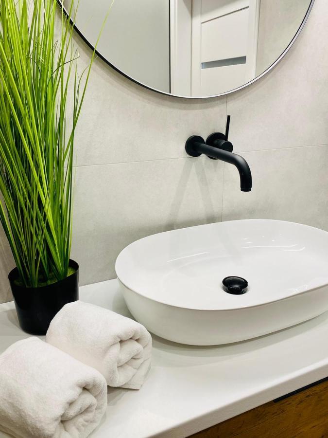 Nadmotlawie Apartments Gdansk Old Town Riverview المظهر الخارجي الصورة