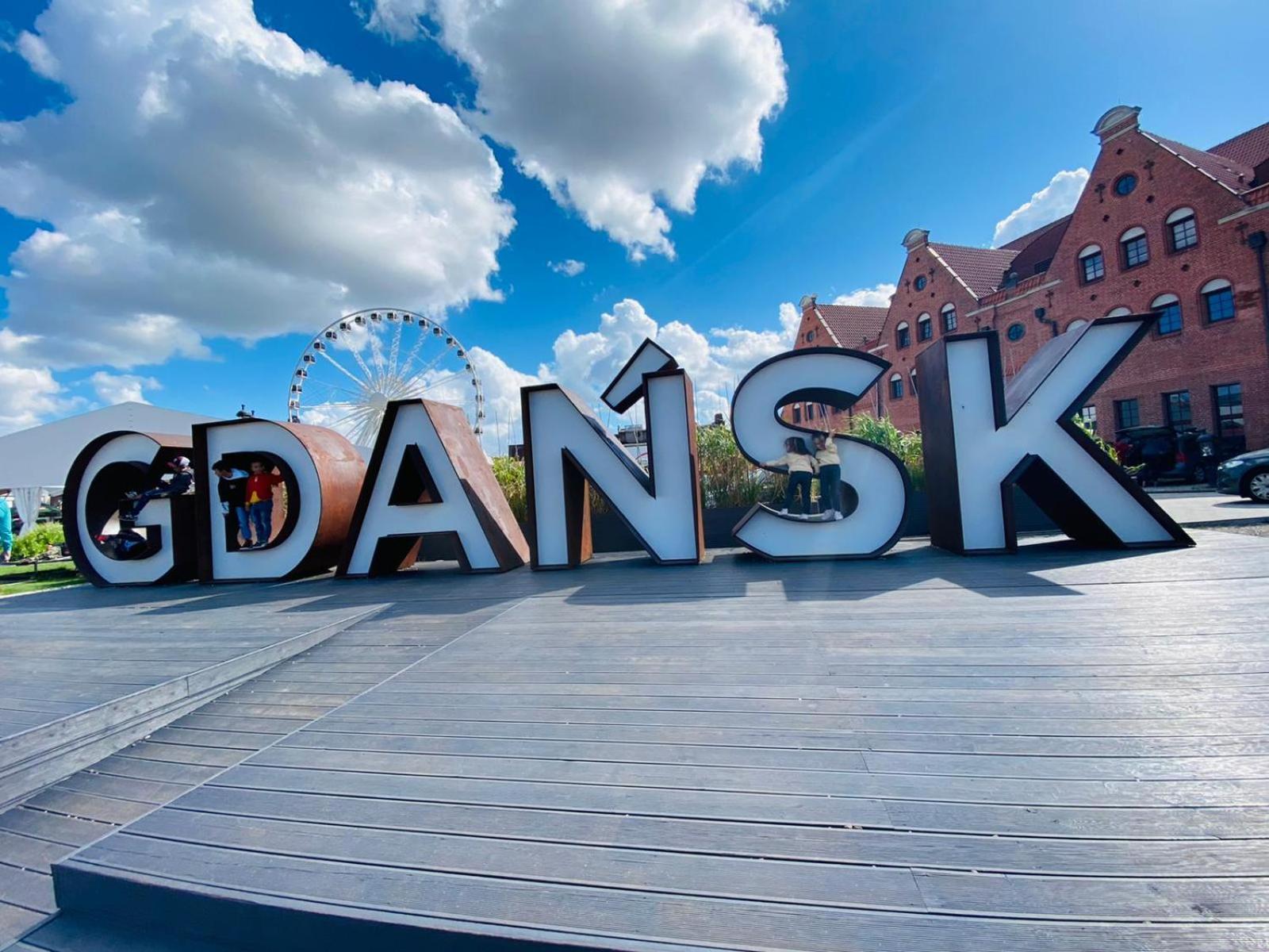 Nadmotlawie Apartments Gdansk Old Town Riverview المظهر الخارجي الصورة