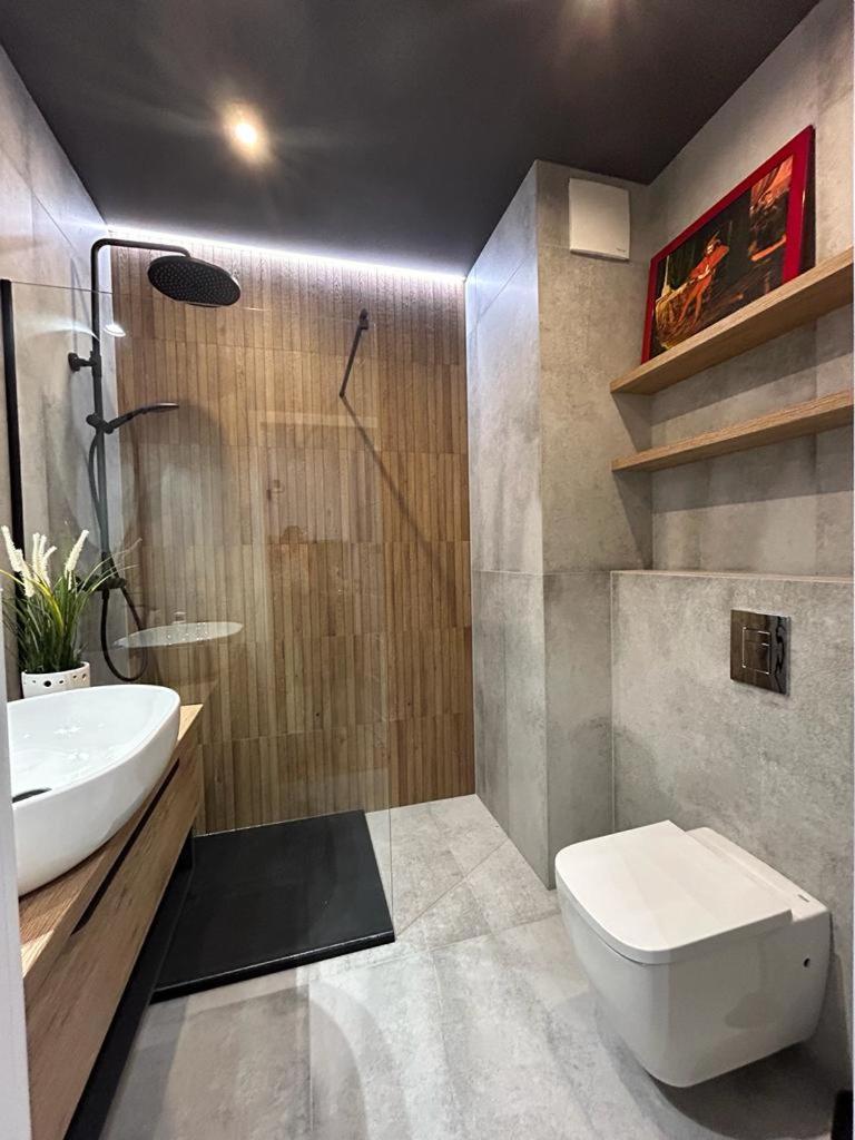 Nadmotlawie Apartments Gdansk Old Town Riverview المظهر الخارجي الصورة